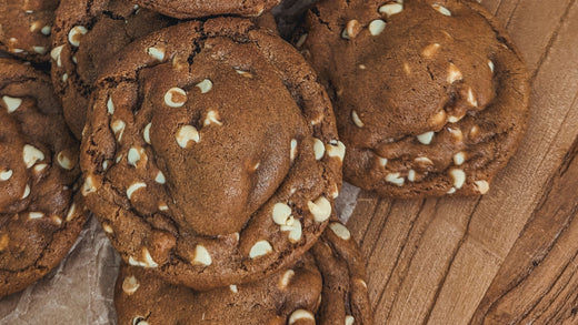 Spiced NYC cookies on wooden plank.